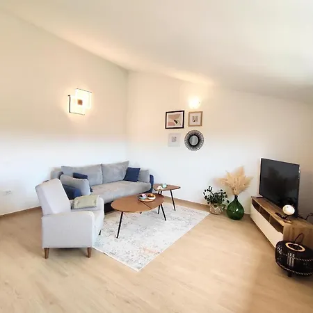 Fuer 4 Personen Ca 75 Qm In Sijana, Istrien Istrische Riviera Apartment *