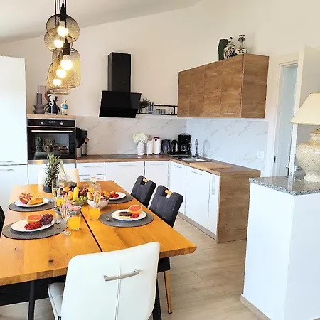 Fuer 4 Personen Ca 75 Qm In Sijana, Istrien Istrische Riviera *
